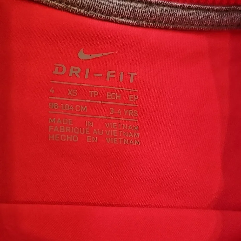 Nike crew neck sweater size 4 XS dri-fit